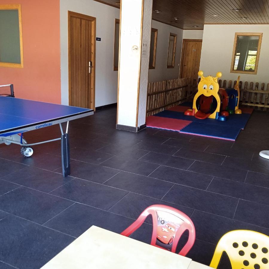 Apartaments Arenys De Boi Bohi Bagian luar foto