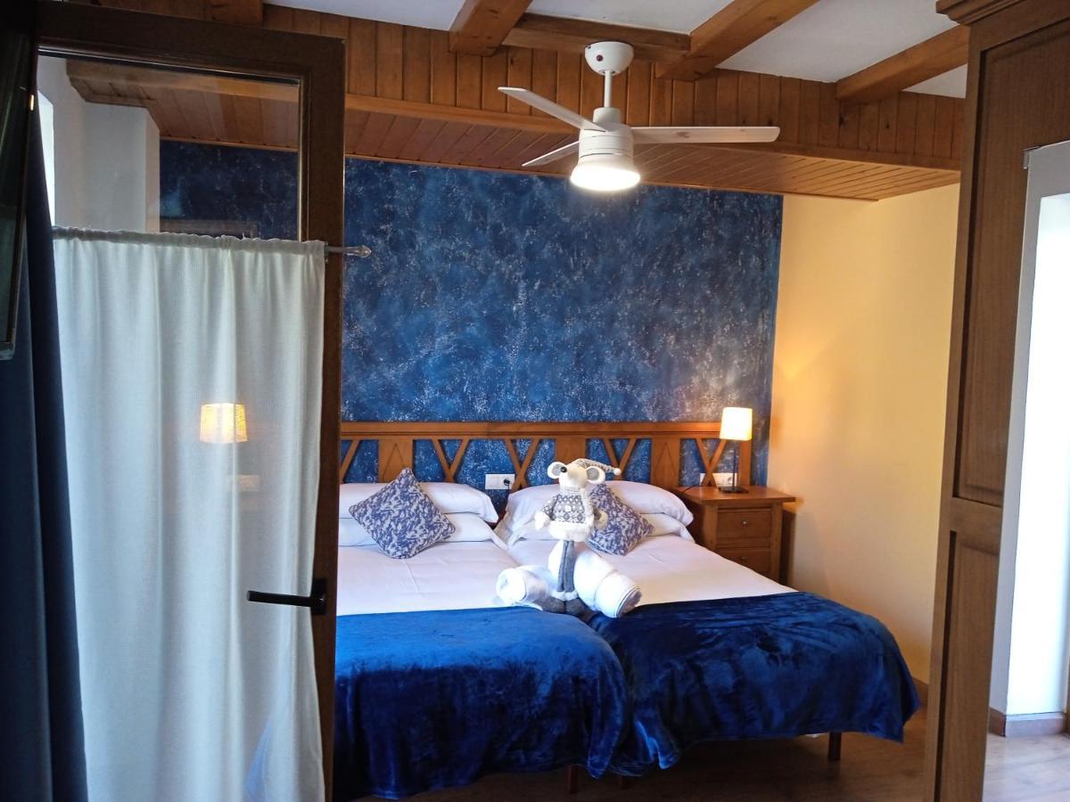 Apartaments Arenys De Boi Bohi Bagian luar foto