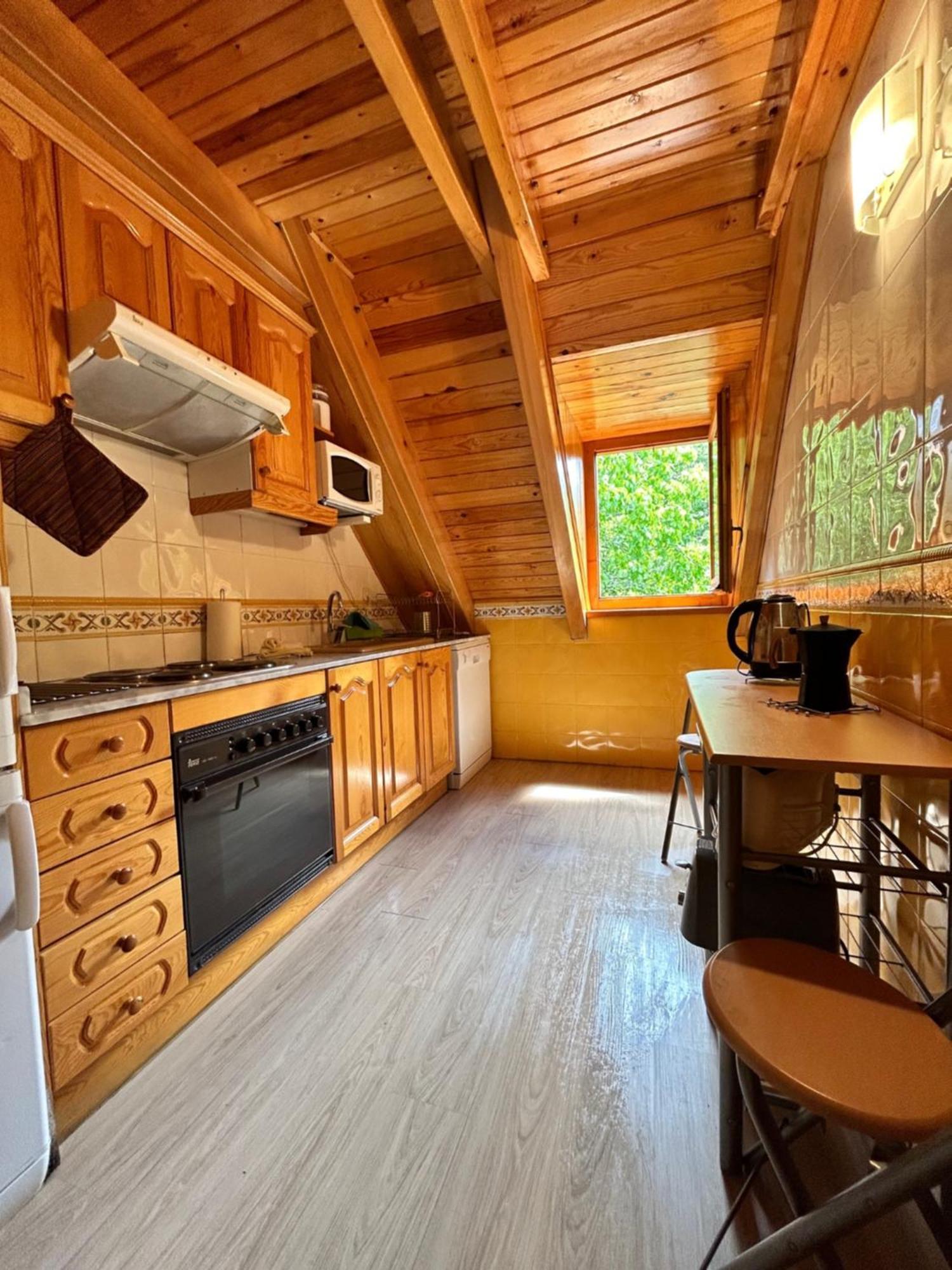 Apartaments Arenys De Boi Bohi Ruang foto