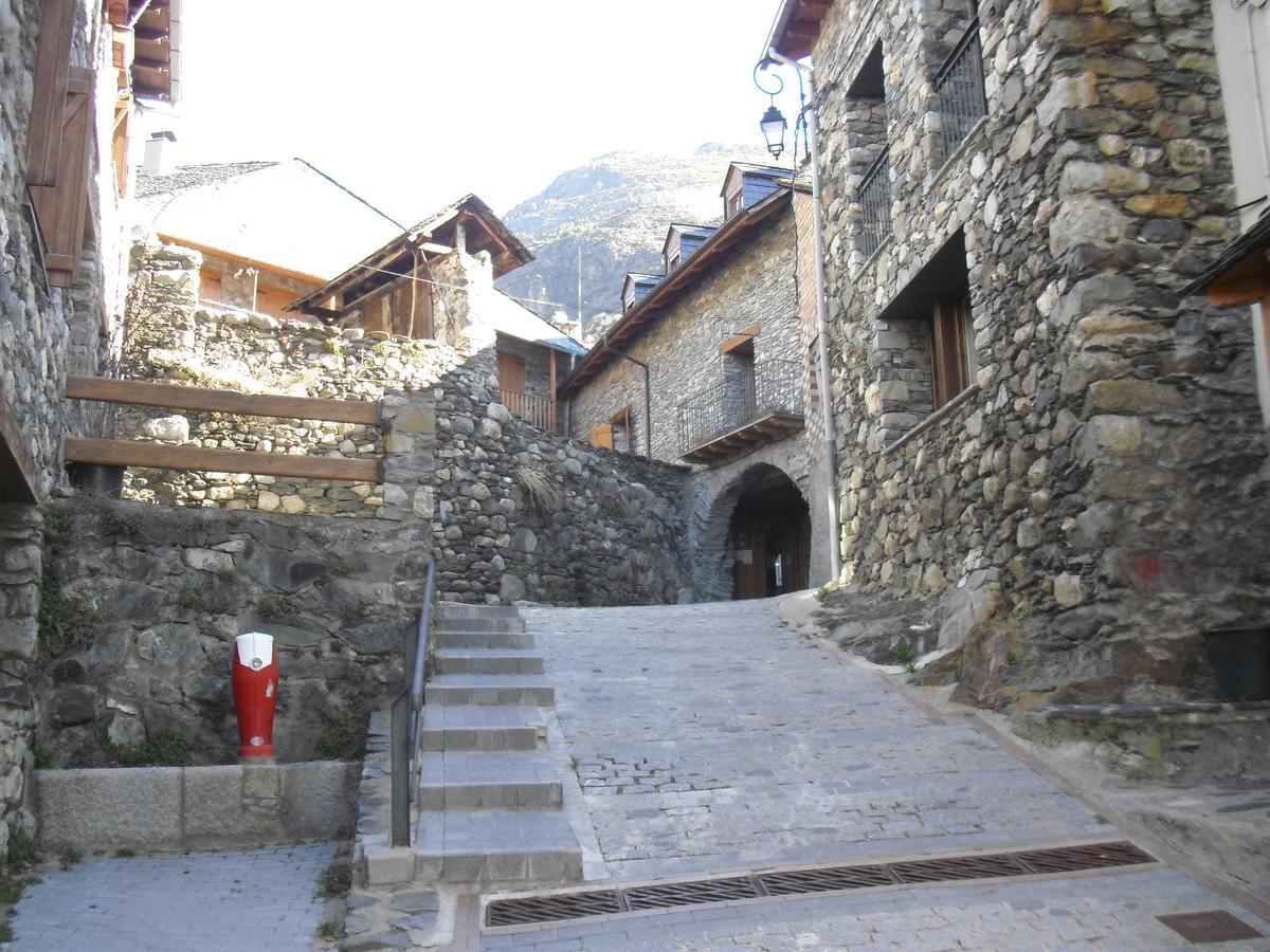 Apartaments Arenys De Boi Bohi Bagian luar foto